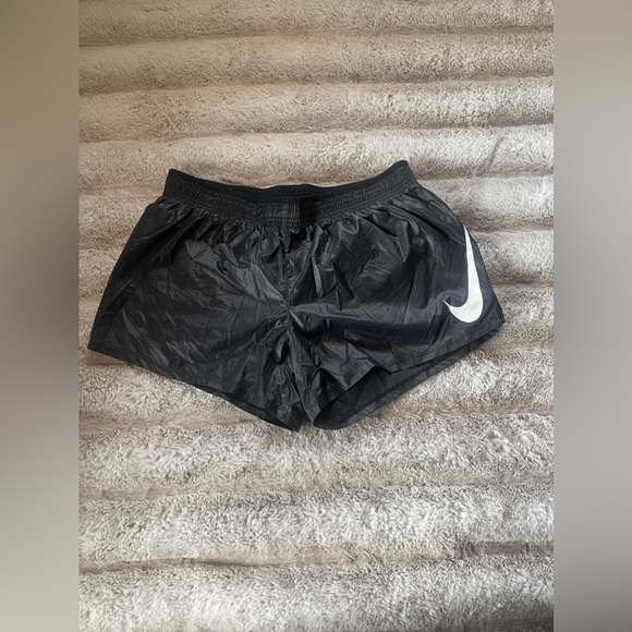 nike athletic shorts windbreaker material - Picture 1 of 1